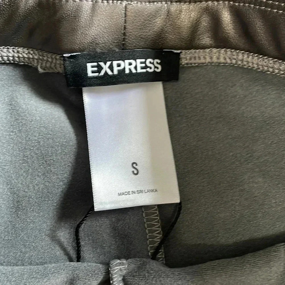 Silver pleather Express leggings size small NWT - Picture 3 of 4